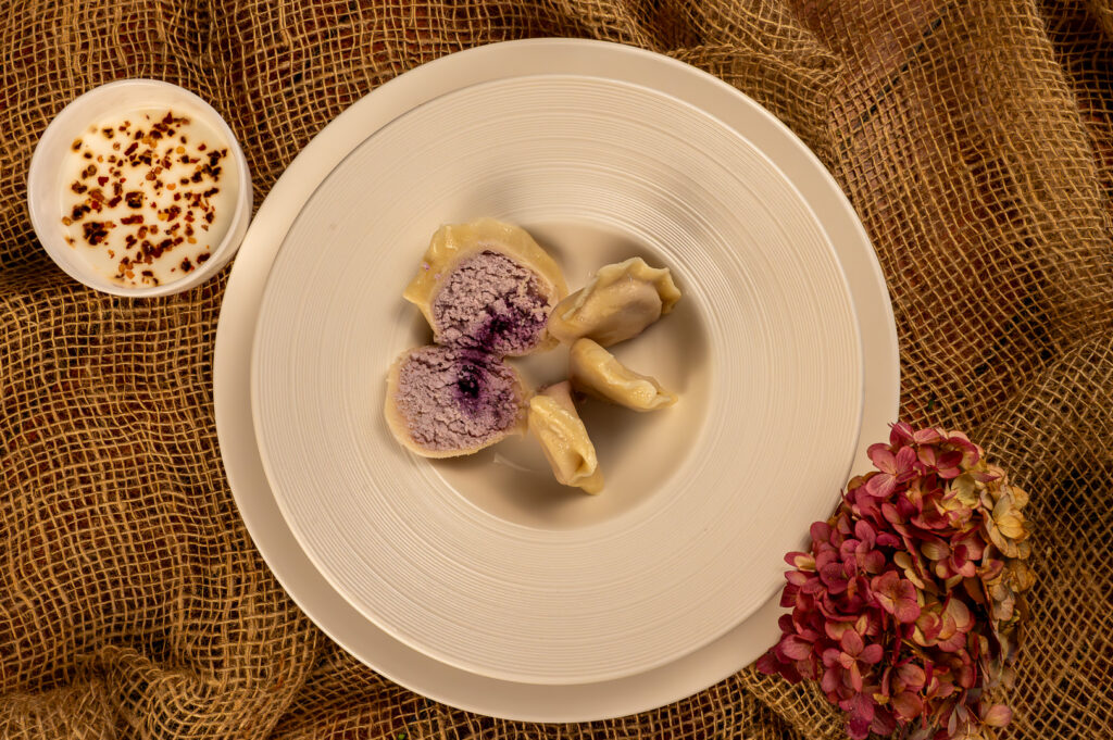 pierogi z twarogiem i jagodami (2)